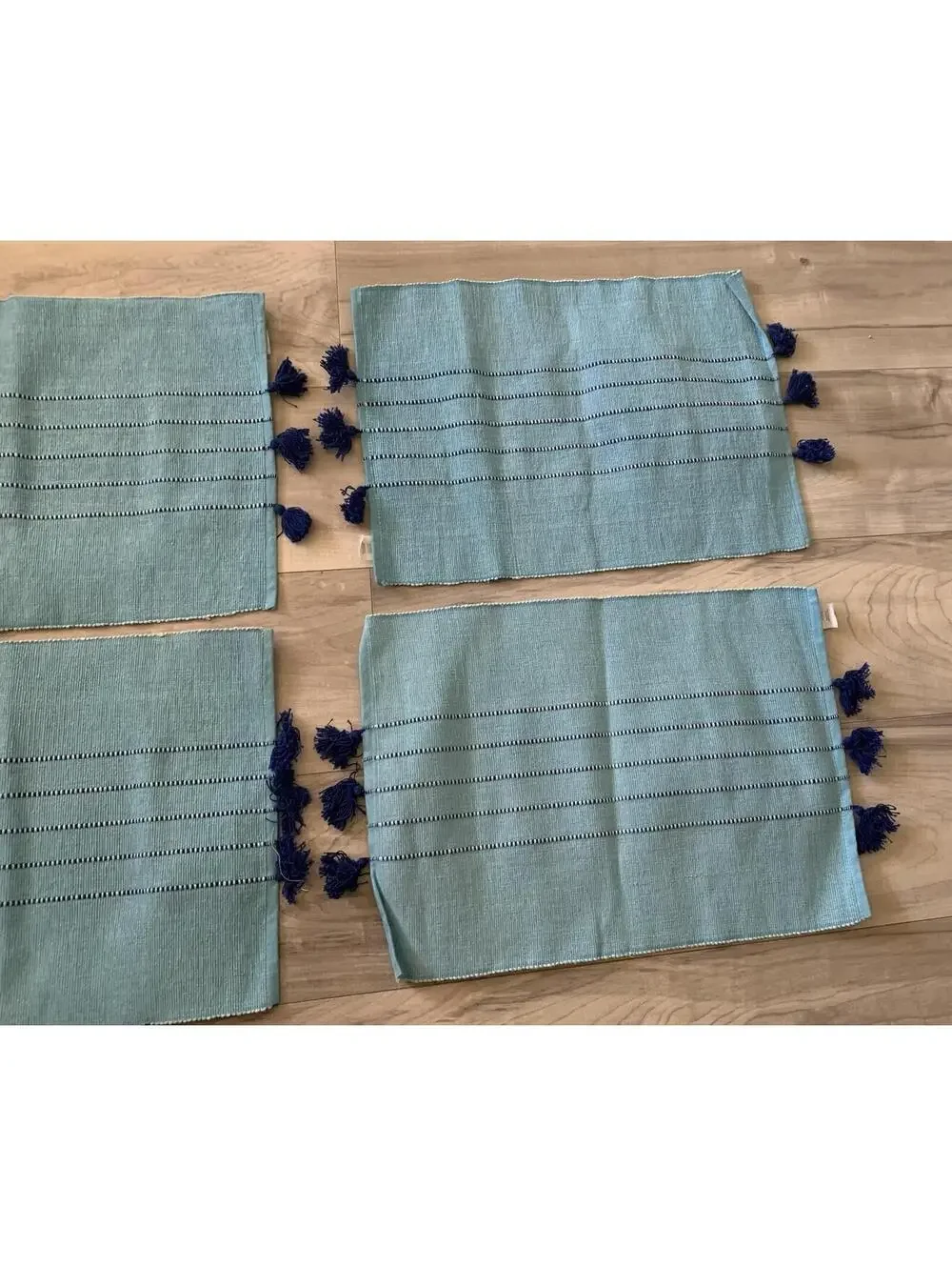 Pier 1 Imports Blue Placemats Set of 4 - 100% Cotton Great Condition 18' x 13”